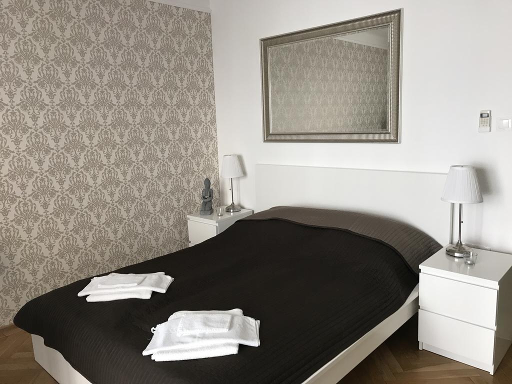 Budapest Downtown Apartments With Balcony & Optional Garage & Restaurant In The Building Exterior photo