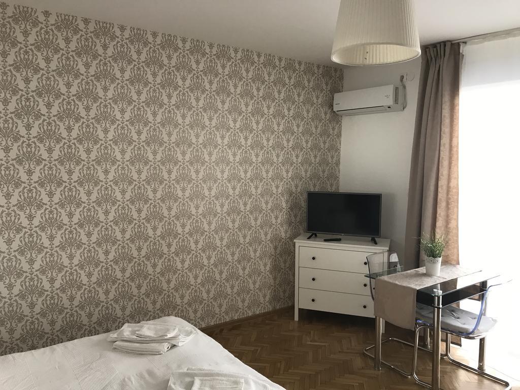 Budapest Downtown Apartments With Balcony & Optional Garage & Restaurant In The Building Exterior photo